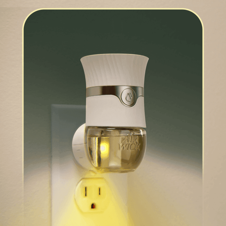 Air Wick Plug in, Vibrant Scented Oils